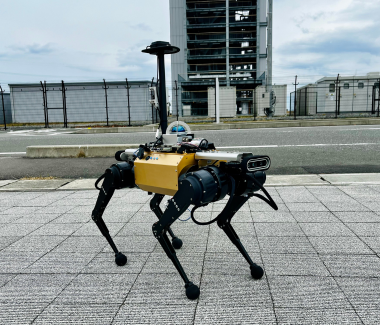 国産四脚ロボット開発進捗：歩行速度2.0m/s達成、段差昇降の安定化へ！